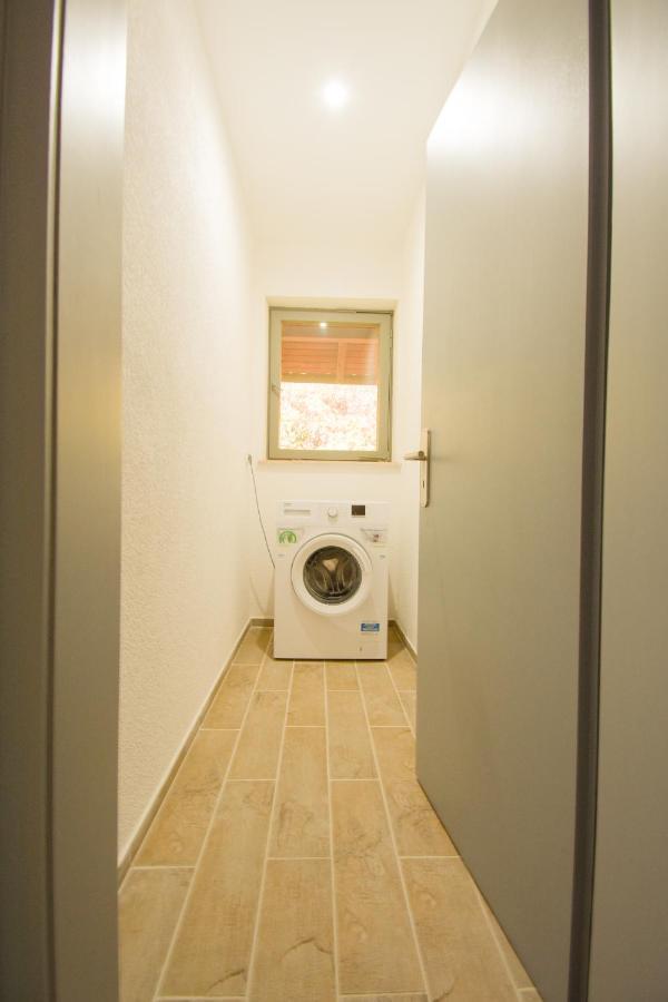 Mainzimmer - Business Apartments Hasloch  Ngoại thất bức ảnh