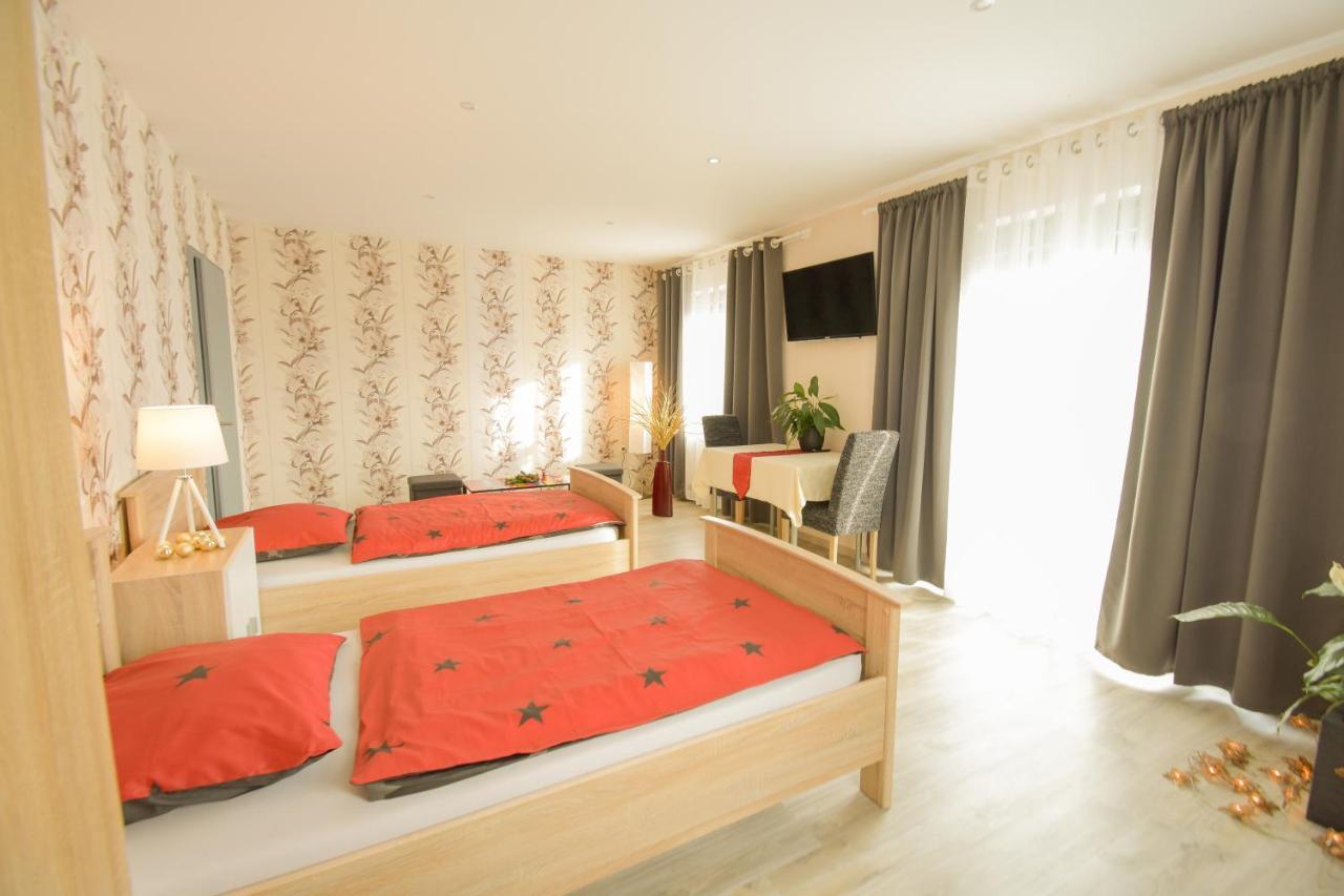 Mainzimmer - Business Apartments Hasloch  Ngoại thất bức ảnh